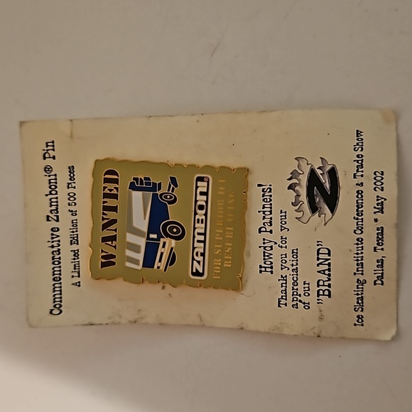 2002 Zamboni Enamel Tie Tac - Picture 1 of 6